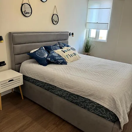 Allo Apartment