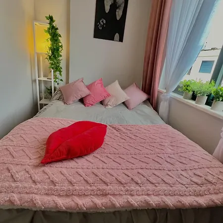 Allo Apartment *