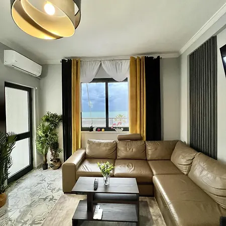 Allo Apartment